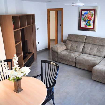 Alojamientos Yecla Centro By Casa De La Feria Del Mueble เย-กลา ภายนอก รูปภาพ