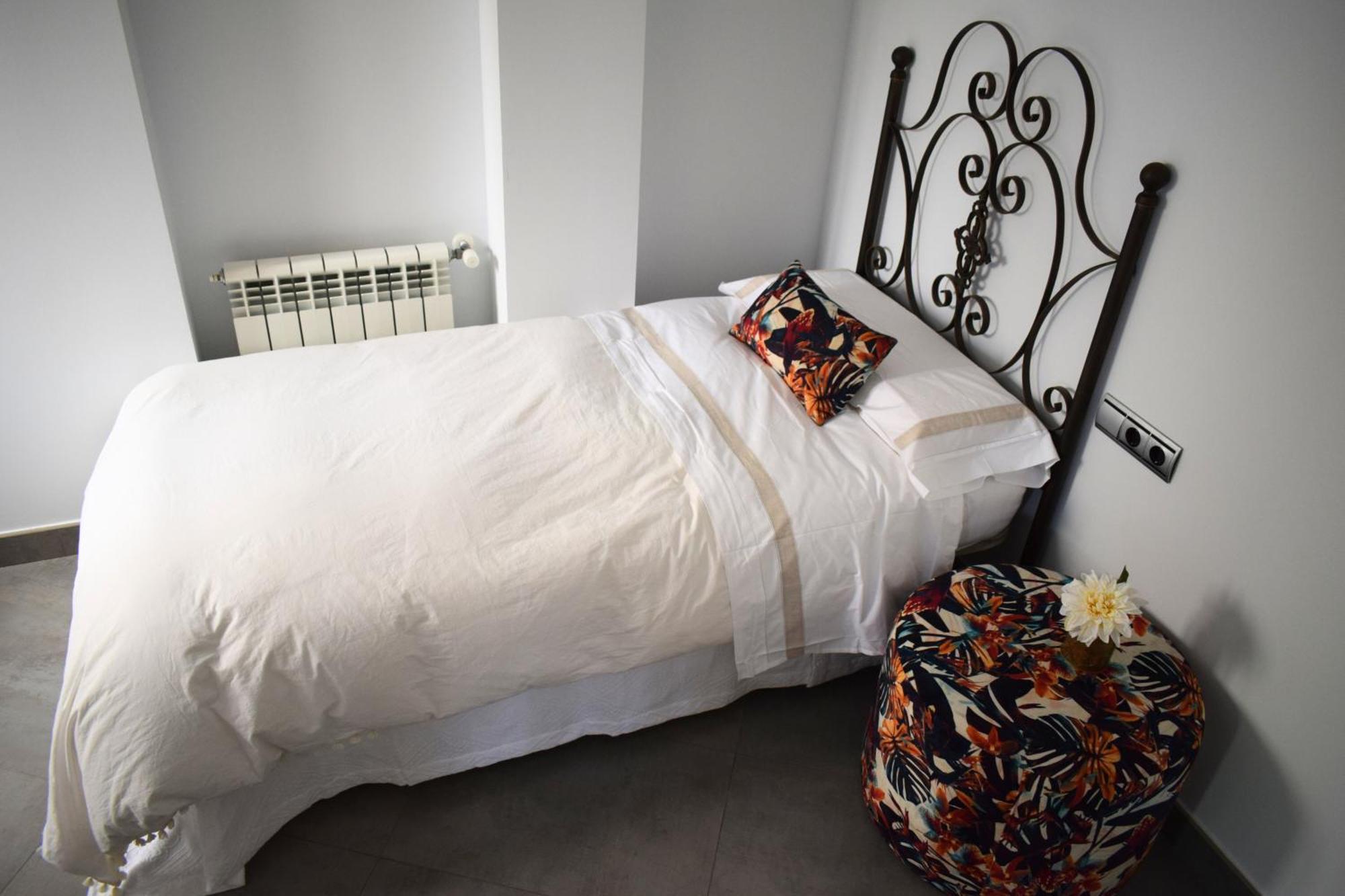 Alojamientos Yecla Centro By Casa De La Feria Del Mueble เย-กลา ภายนอก รูปภาพ