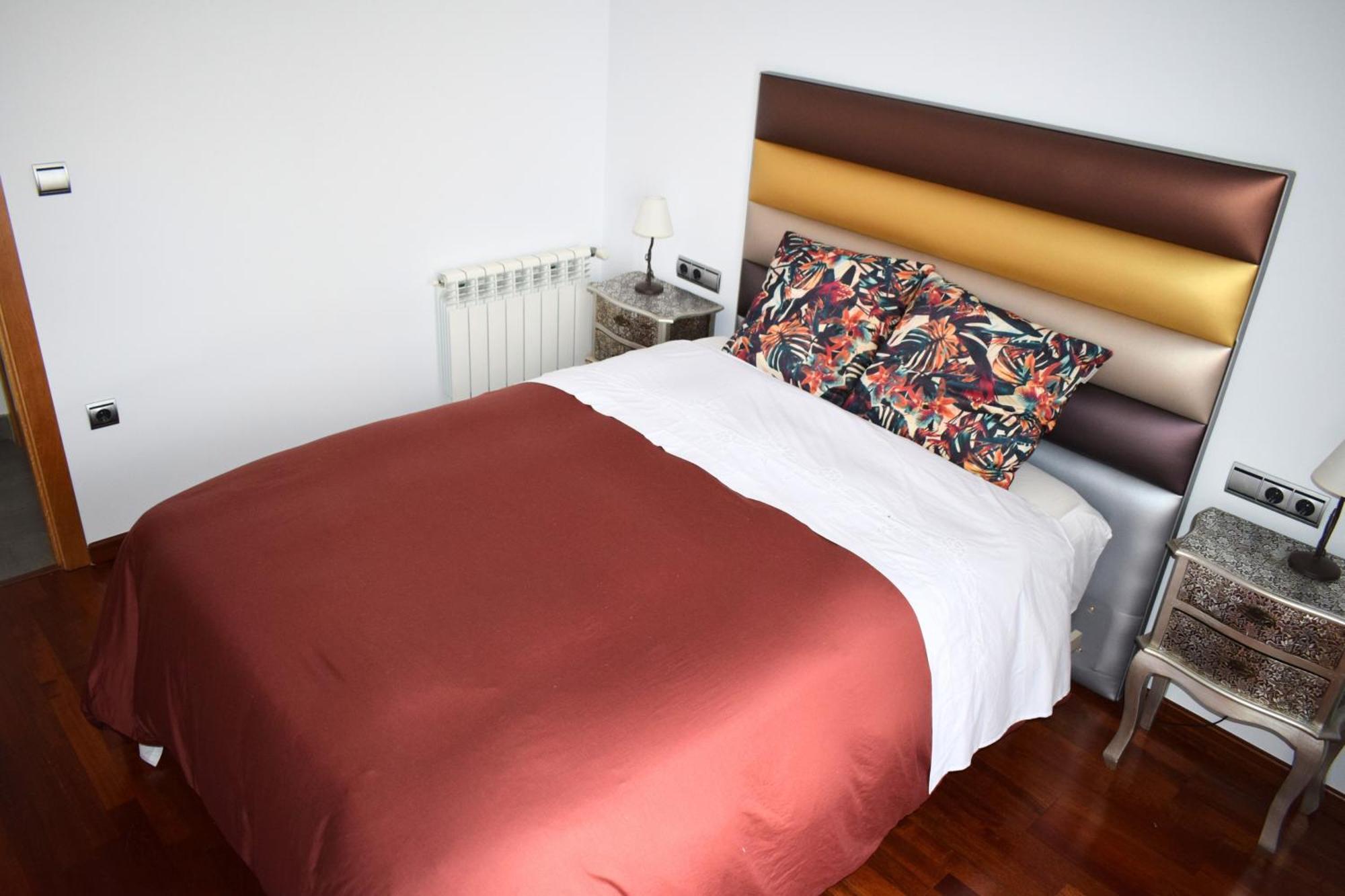 Alojamientos Yecla Centro By Casa De La Feria Del Mueble เย-กลา ภายนอก รูปภาพ